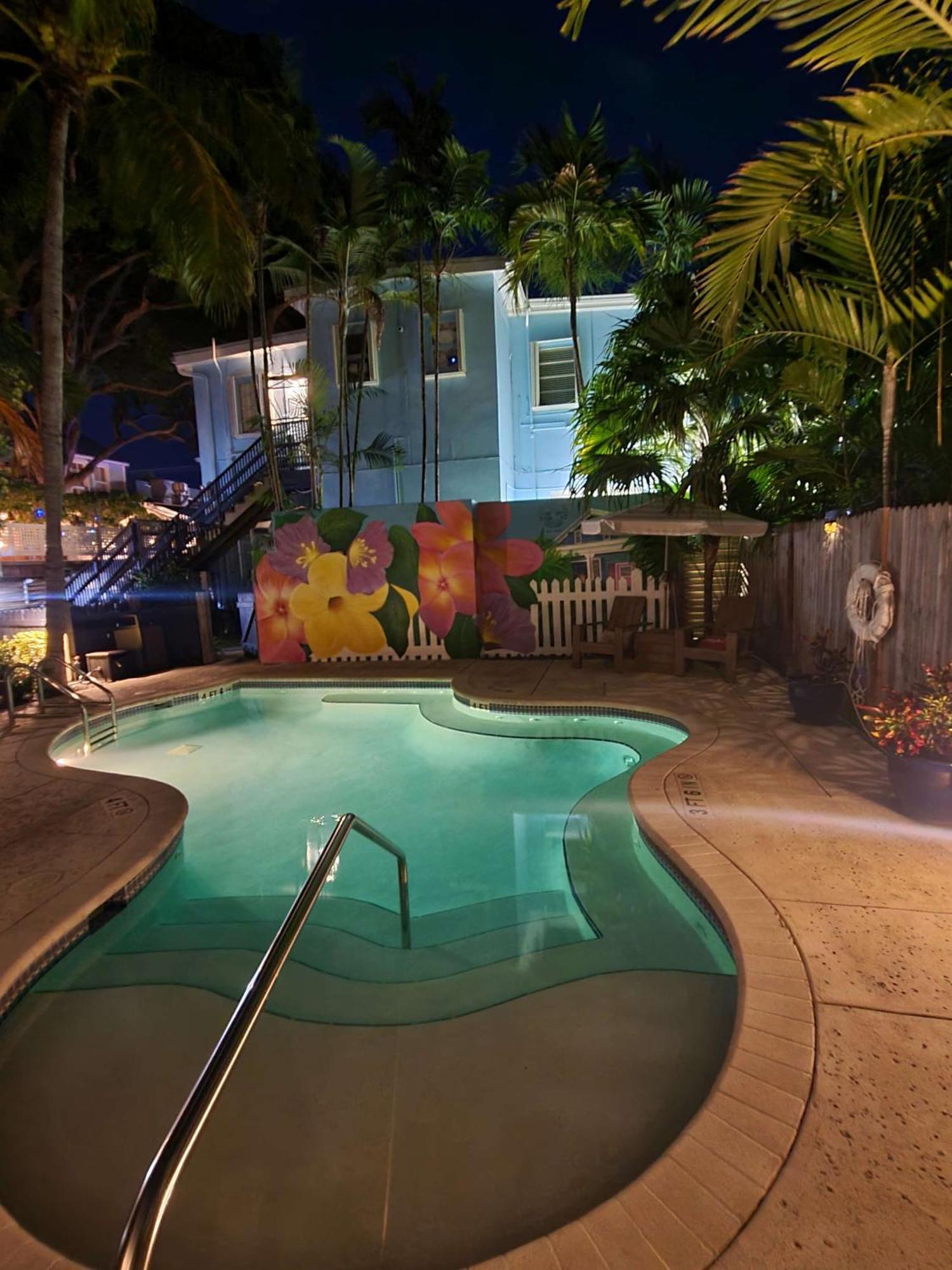 Duval Street Suite W Parking And Pool كي وست المظهر الخارجي الصورة